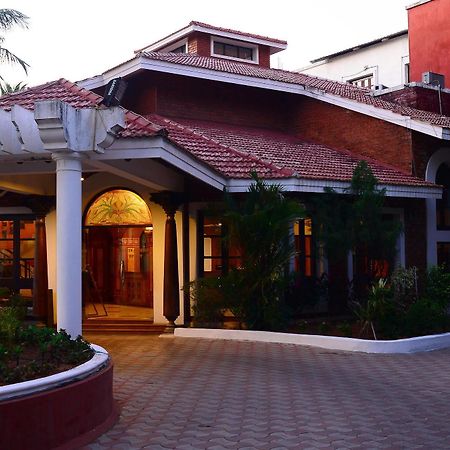 Green Coconut Resort Ченнаї Екстер'єр фото