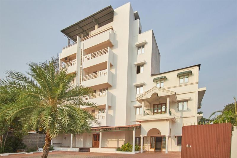 Green Coconut Resort Ченнаї Екстер'єр фото