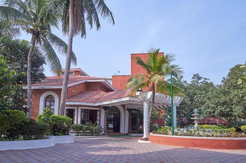 Green Coconut Resort Ченнаї Екстер'єр фото